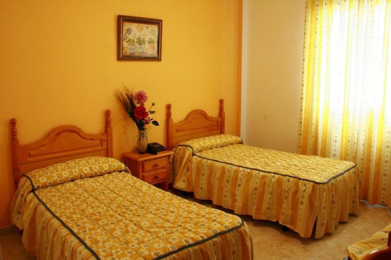 Hotel Limas Казорла Екстериор снимка